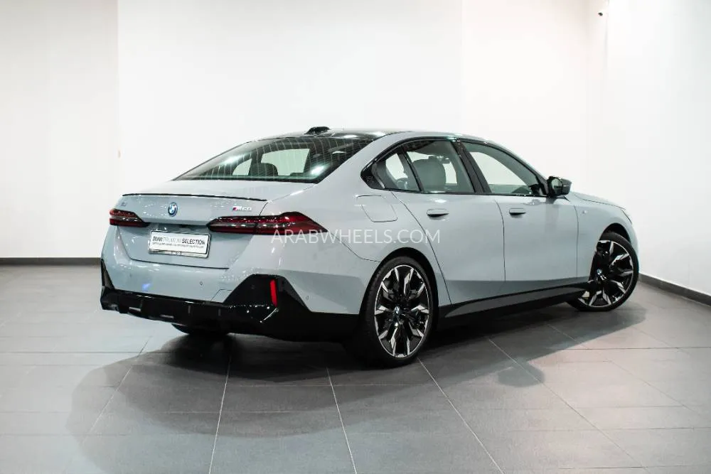 BMW i5 2025 for Sale in Abu Dhabi Image-15