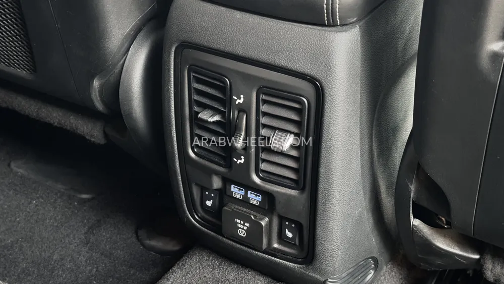 Dodge Durango 2022 for Sale in Dubai Image-17