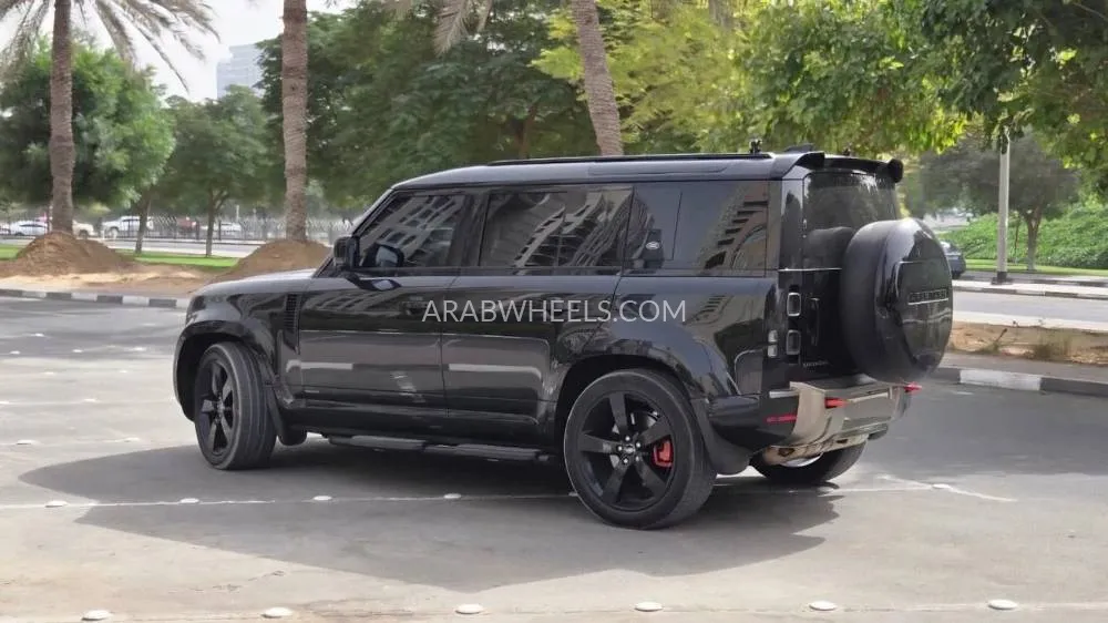 Land Rover Defender 2024 for Sale in Dubai Image-2