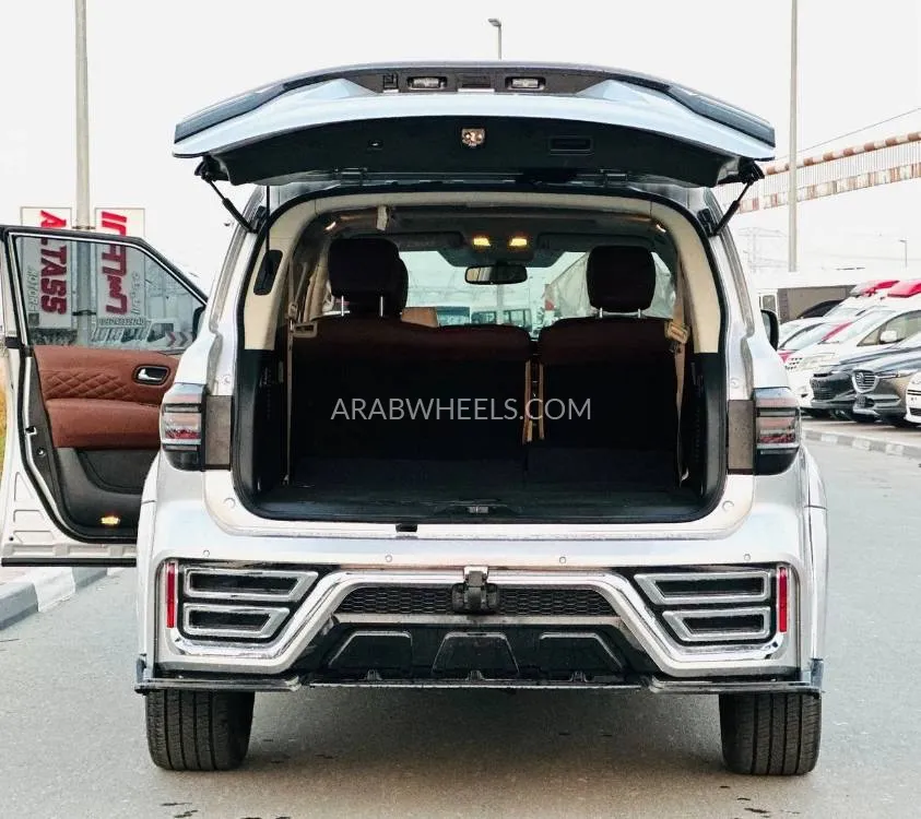 Nissan Armada 2017 for Sale in Dubai Image-15