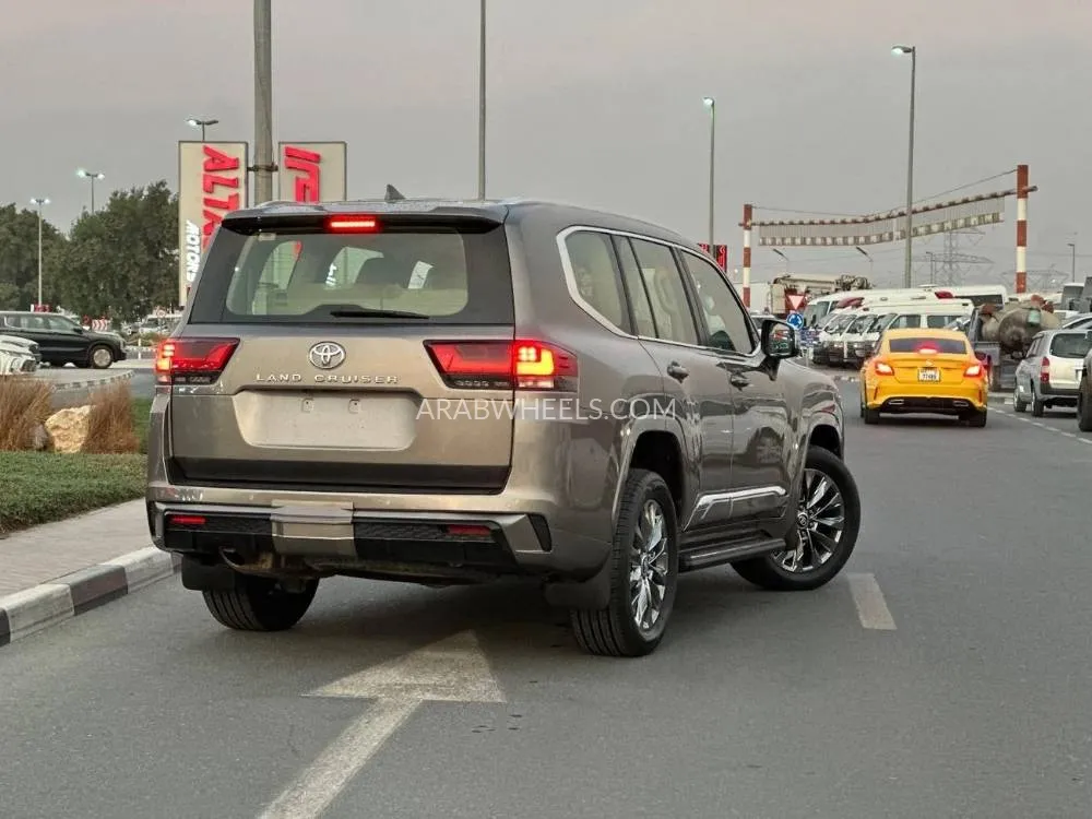 تويوتا لاند كروزر 2022 for Sale in دبي Image-9