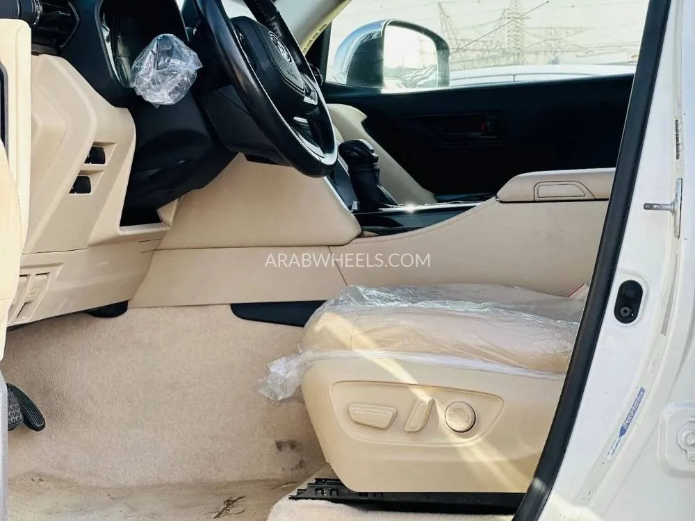 تويوتا لاند كروزر 2022 for Sale in دبي Image-13