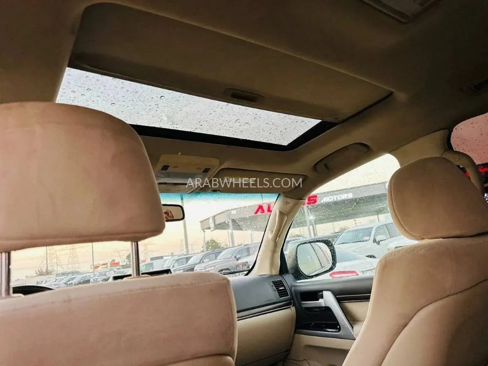 Toyota Land Cruiser 2020 for Sale in Dubai Image-17