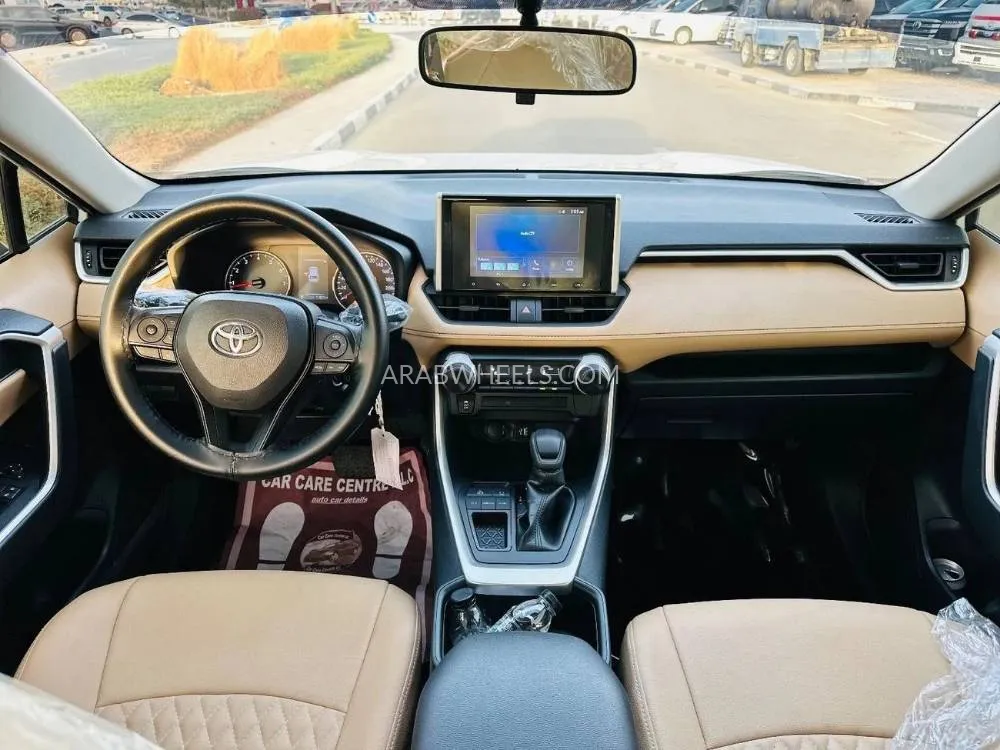 Toyota Rav4 2025 for Sale in Dubai Image-19