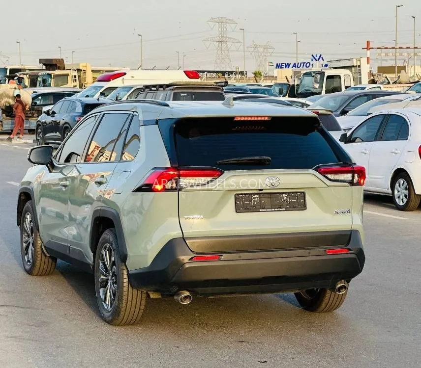 Toyota Rav4 2025 for Sale in Dubai Image-8