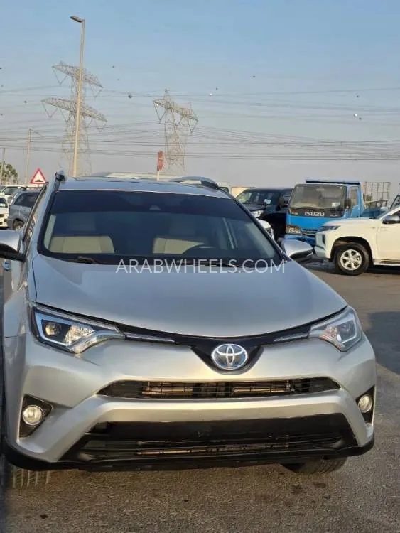 Toyota Rav4 2016 for Sale in Dubai Image-2