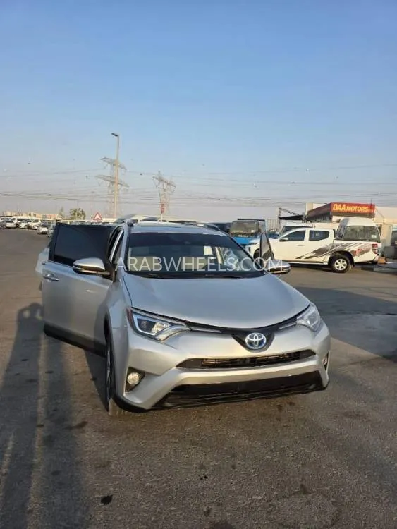 Toyota Rav4 2016 for Sale in Dubai Image-6