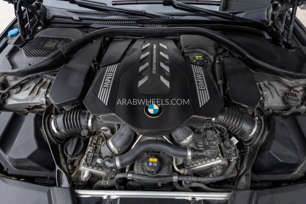 BMW 5 series 2022 for Sale in Dubai Image-11