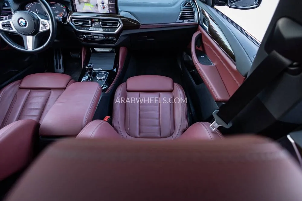 BMW X4 2023 for Sale in Dubai Image-15