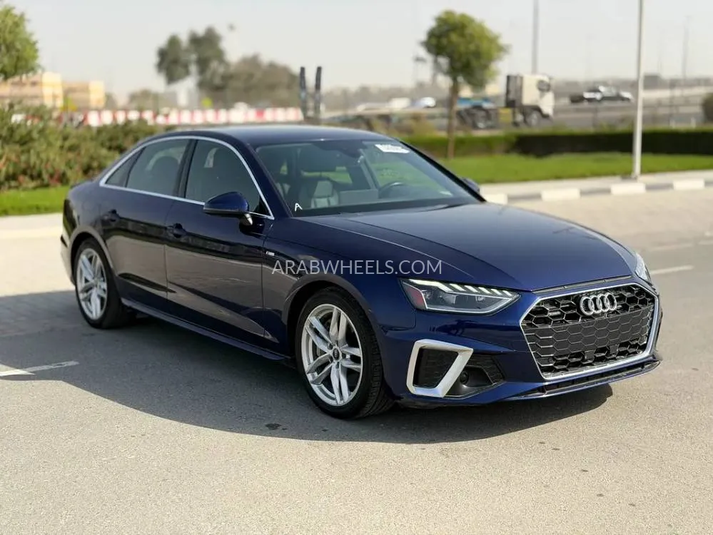Audi A4 2022 for Sale in Dubai Image-3