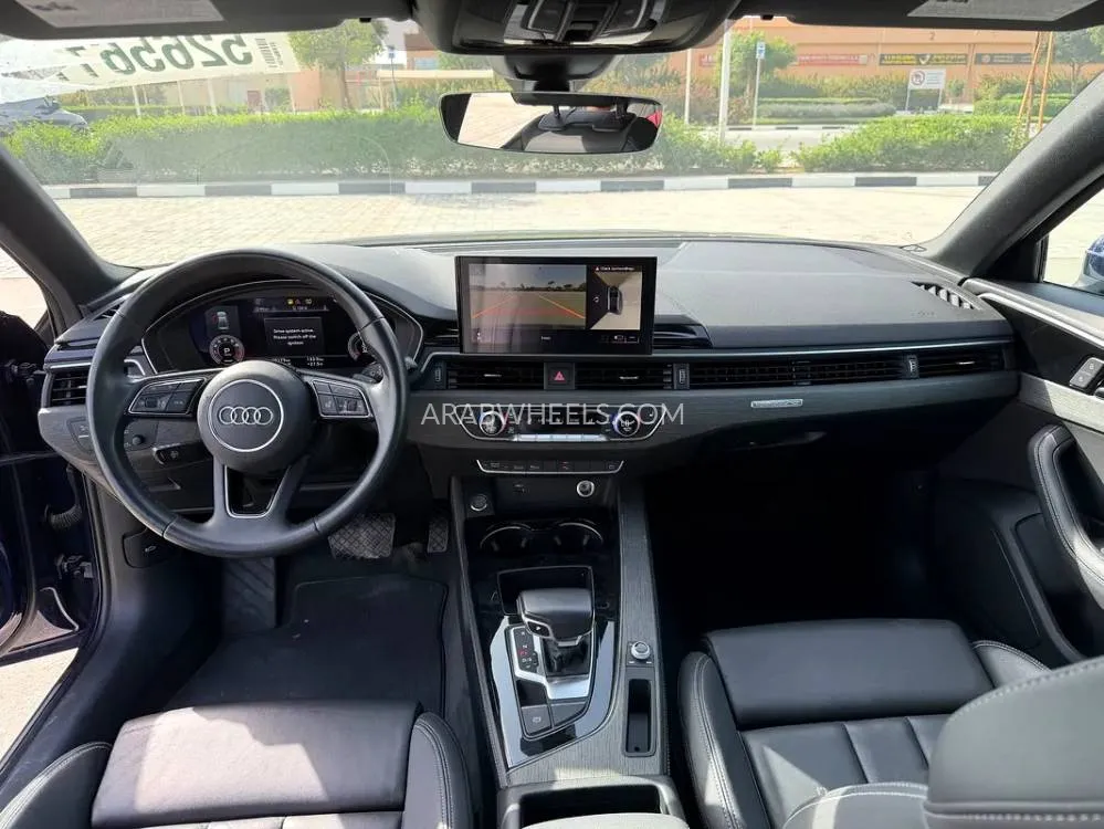 Audi A4 2022 for Sale in Dubai Image-9