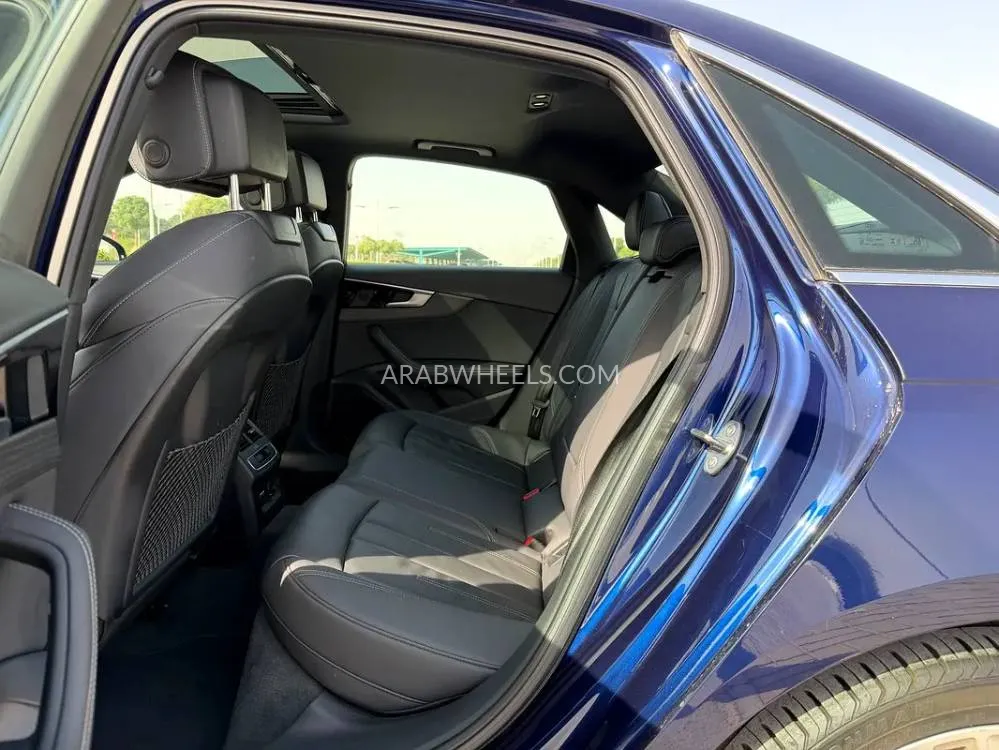 Audi A4 2022 for Sale in Dubai Image-13