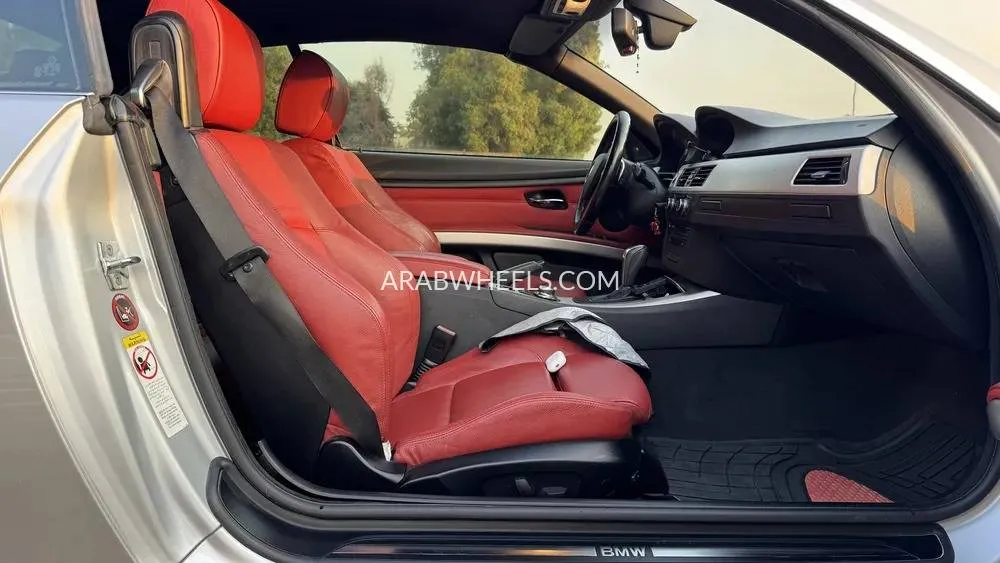 بي إم دبليو الفئة الثالثة 2009 for Sale in رأس الخيمة Image-12