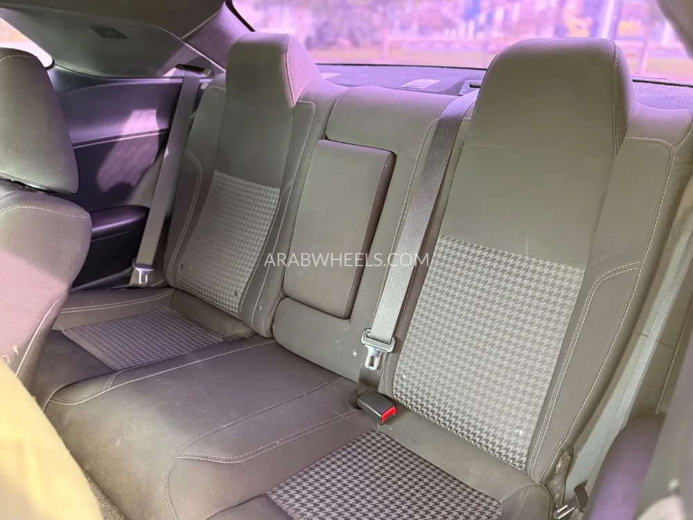 Dodge Challenger 2018 for Sale in Dubai Image-10