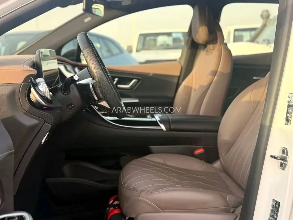 Mercedes Benz EQE 2023 for Sale in Dubai Image-11