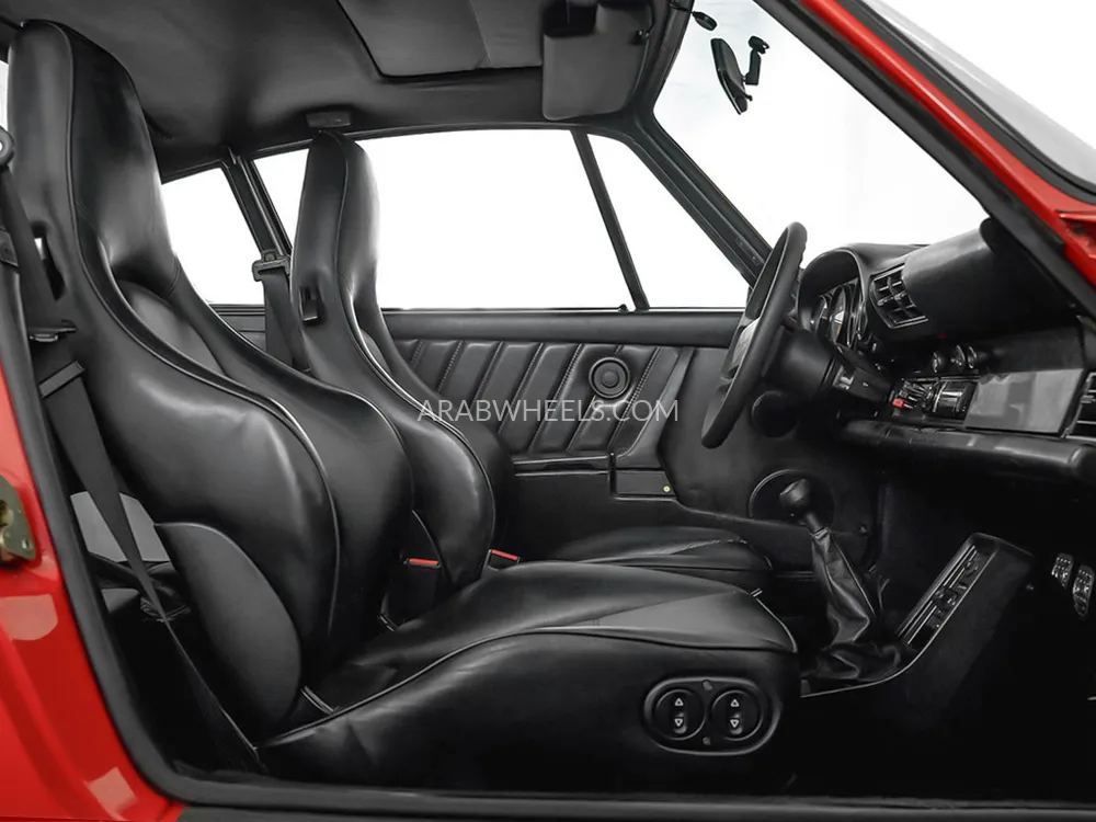 Porsche 911 1988 for Sale in Dubai Image-8