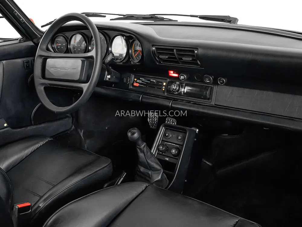Porsche 911 1988 for Sale in Dubai Image-9