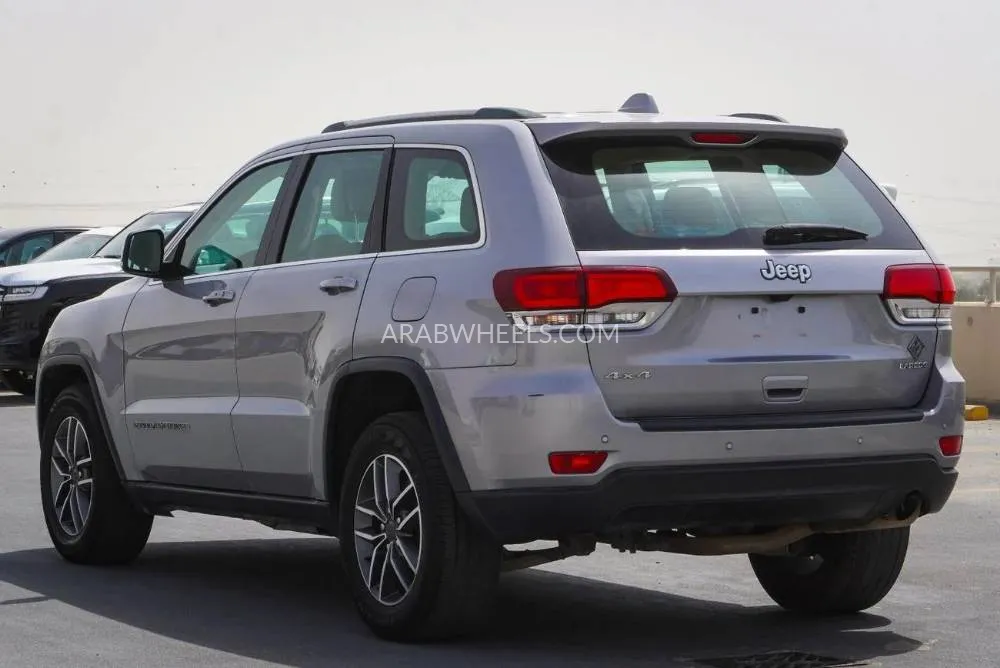 Jeep Cherokee 2022 for Sale in Dubai Image-2