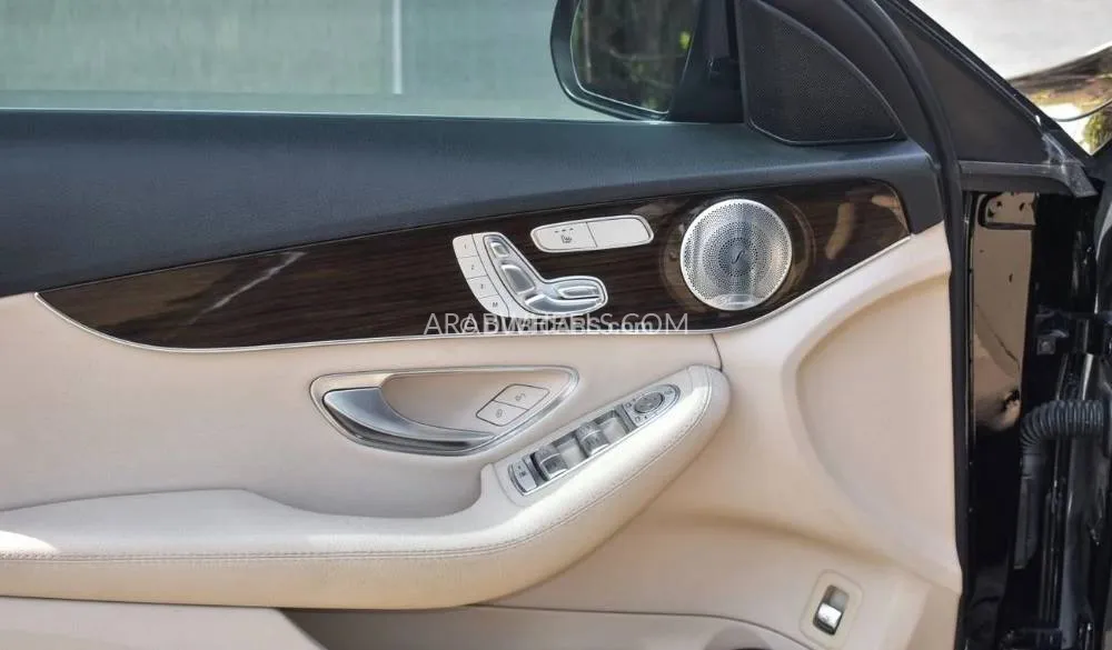 Mercedes Benz C Class 2018 for Sale in Dubai Image-12