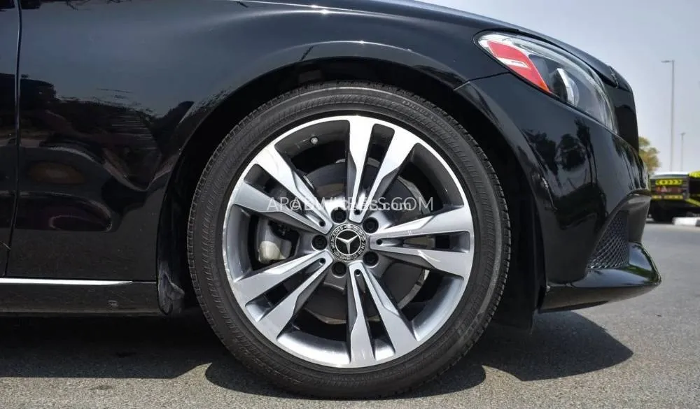Mercedes Benz C Class 2018 for Sale in Dubai Image-16