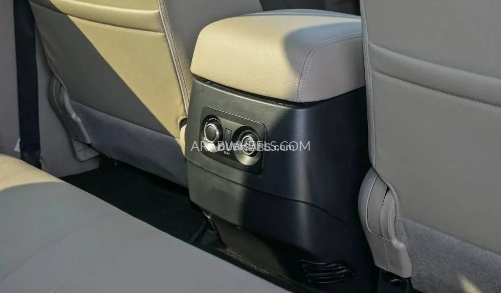 Mitsubishi Pajero 2020 for Sale in Dubai Image-12
