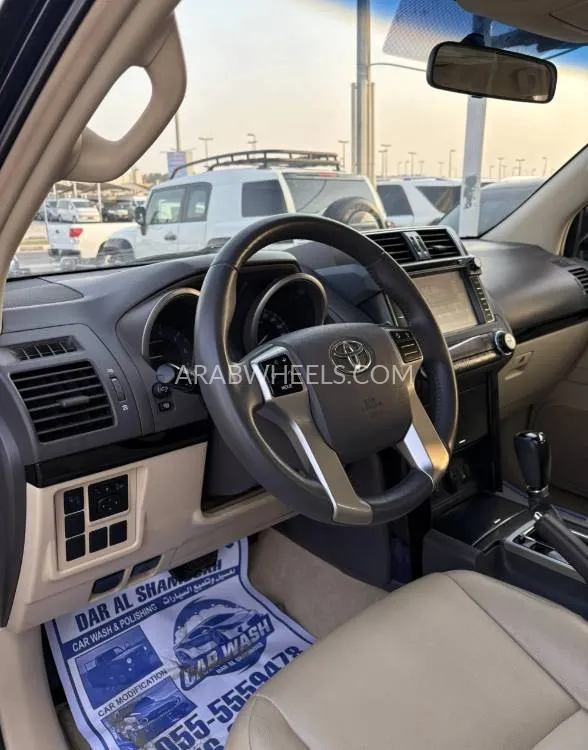 Toyota Land Cruiser Prado 2015 for Sale in Sharjah Image-14