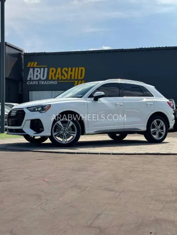 Audi Q3 2022 for Sale in Ajman Image-13