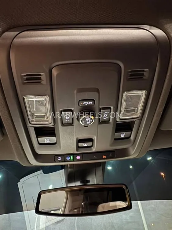 Chevrolet Tahoe 2022 for Sale in Ajman Image-5