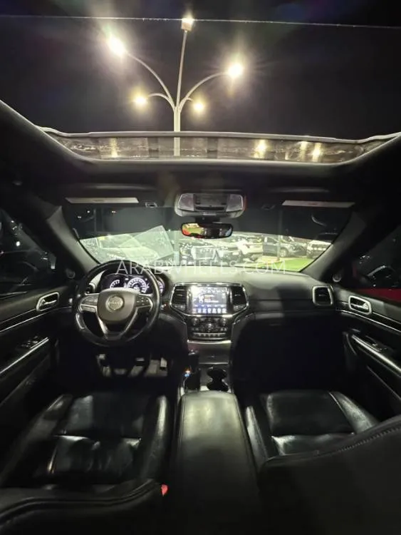 Jeep Cherokee 2019 for Sale in Ajman Image-2