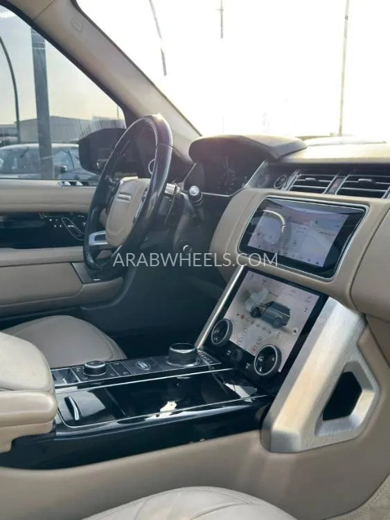 Land Rover Range Rover Sport 2018 for Sale in Ajman Image-8