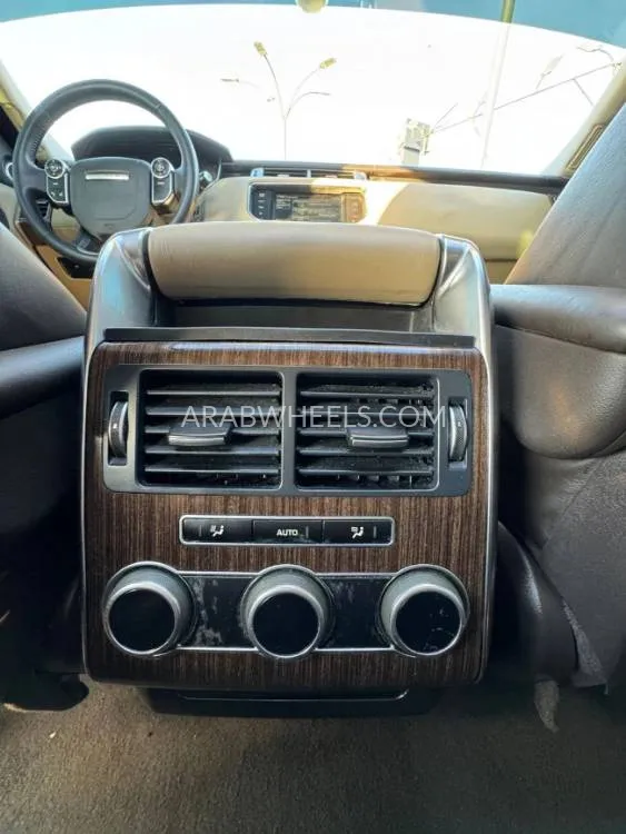 Land Rover Range Rover Sport 2015 for Sale in Ajman Image-11