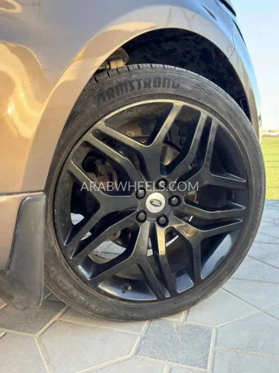Land Rover Range Rover Sport 2015 for Sale in Ajman Image-15