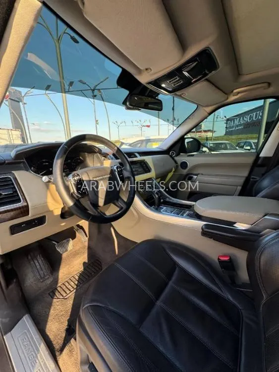 Land Rover Range Rover Sport 2015 for Sale in Ajman Image-19