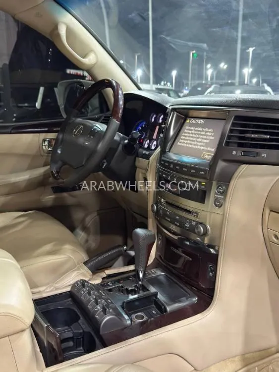 Lexus LX 2010 for Sale in Ajman Image-10