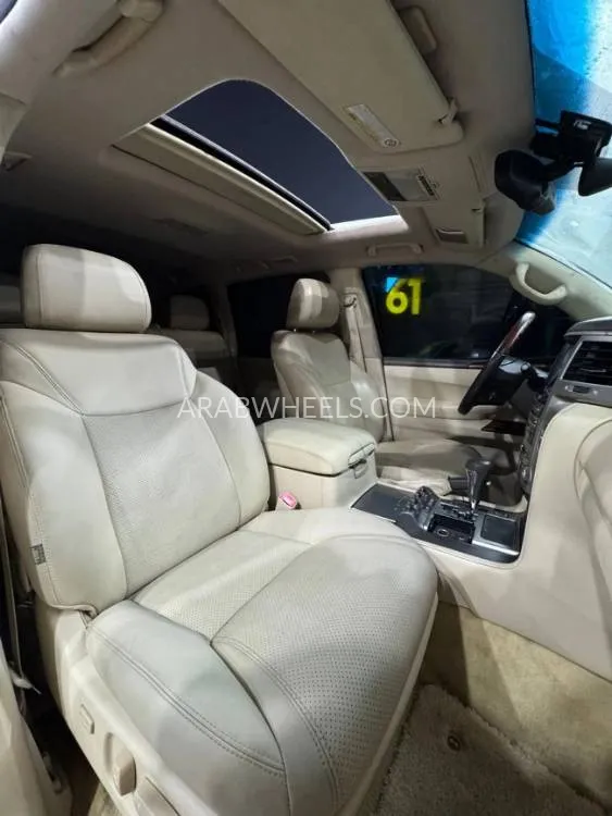 Lexus LX 2013 for Sale in Ajman Image-3