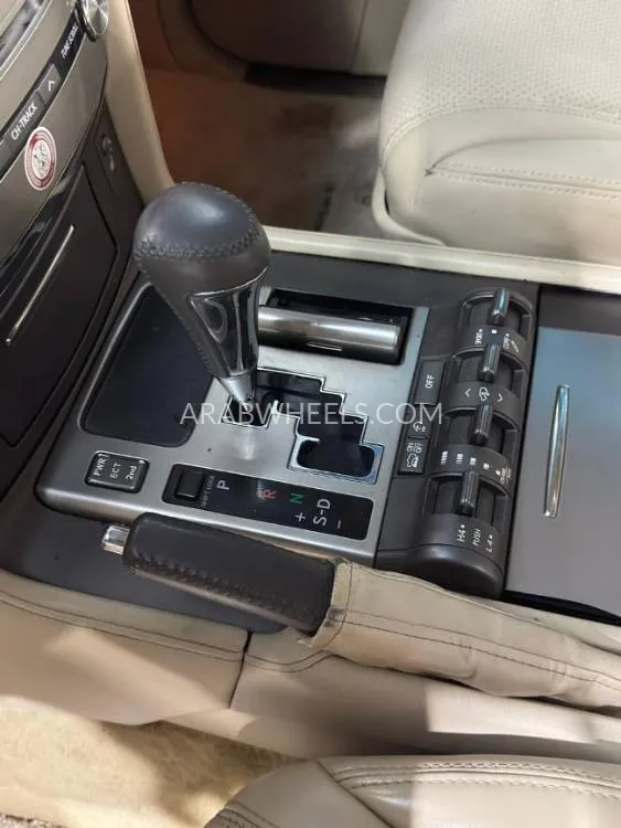 Lexus LX 2013 for Sale in Ajman Image-9