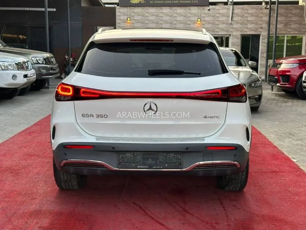 Mercedes Benz EQE 2023 for Sale in Ajman Image-10