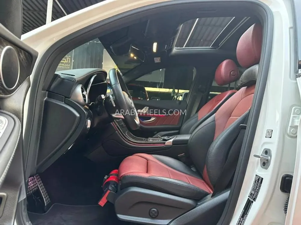 Mercedes Benz GLC Class 2021 for Sale in Ajman Image-6