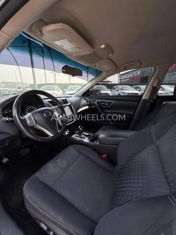 Nissan Altima 2018 for Sale in Ajman Image-10