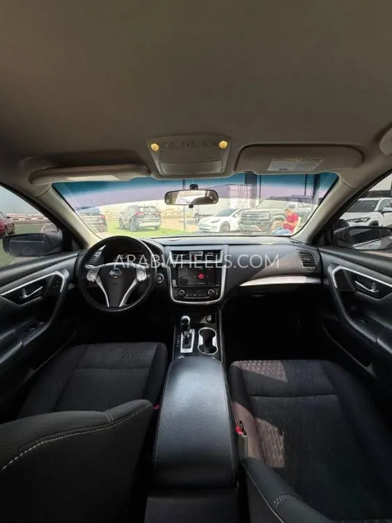 Nissan Altima 2018 for Sale in Ajman Image-14