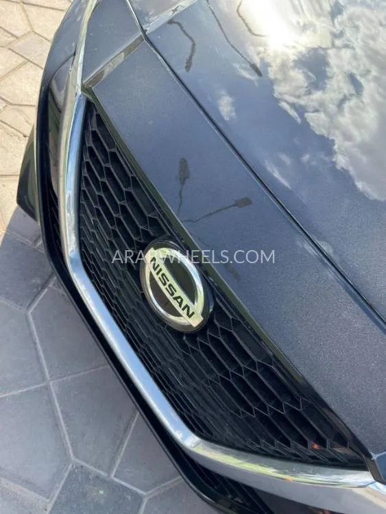 Nissan Altima 2020 for Sale in Ajman Image-3