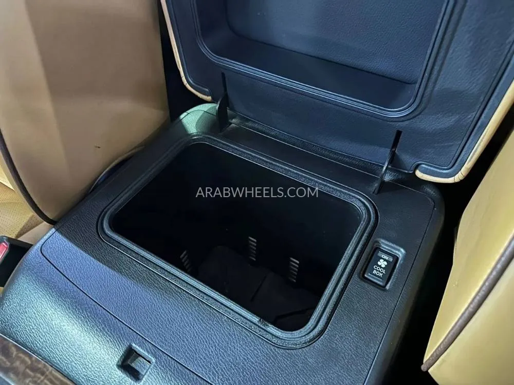 Nissan Patrol 2019 for Sale in Ajman Image-16