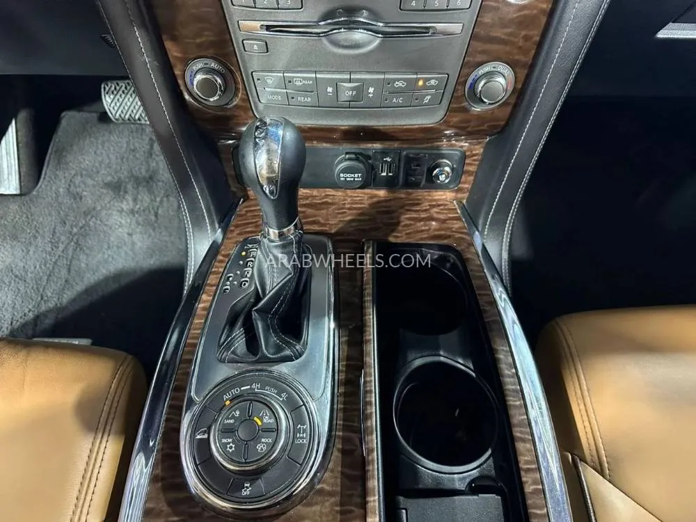 Nissan Patrol 2019 for Sale in Ajman Image-18