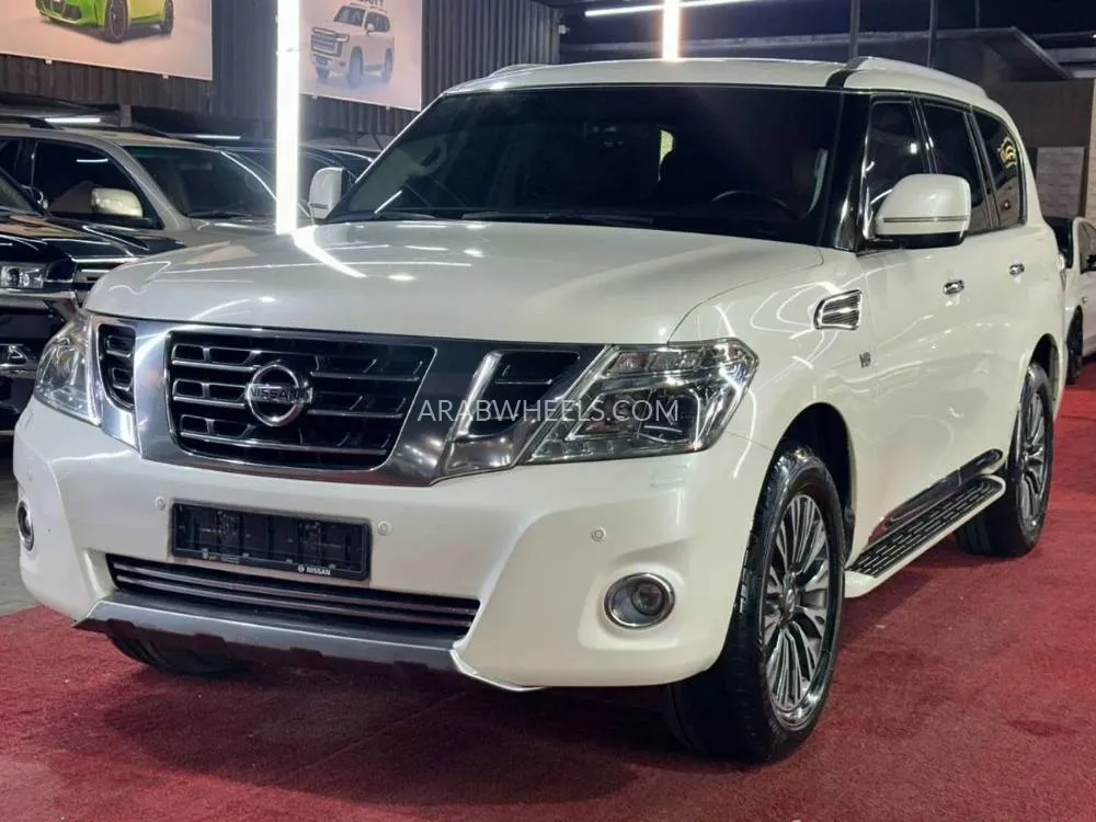 Nissan Patrol 2019 for Sale in Ajman Image-22