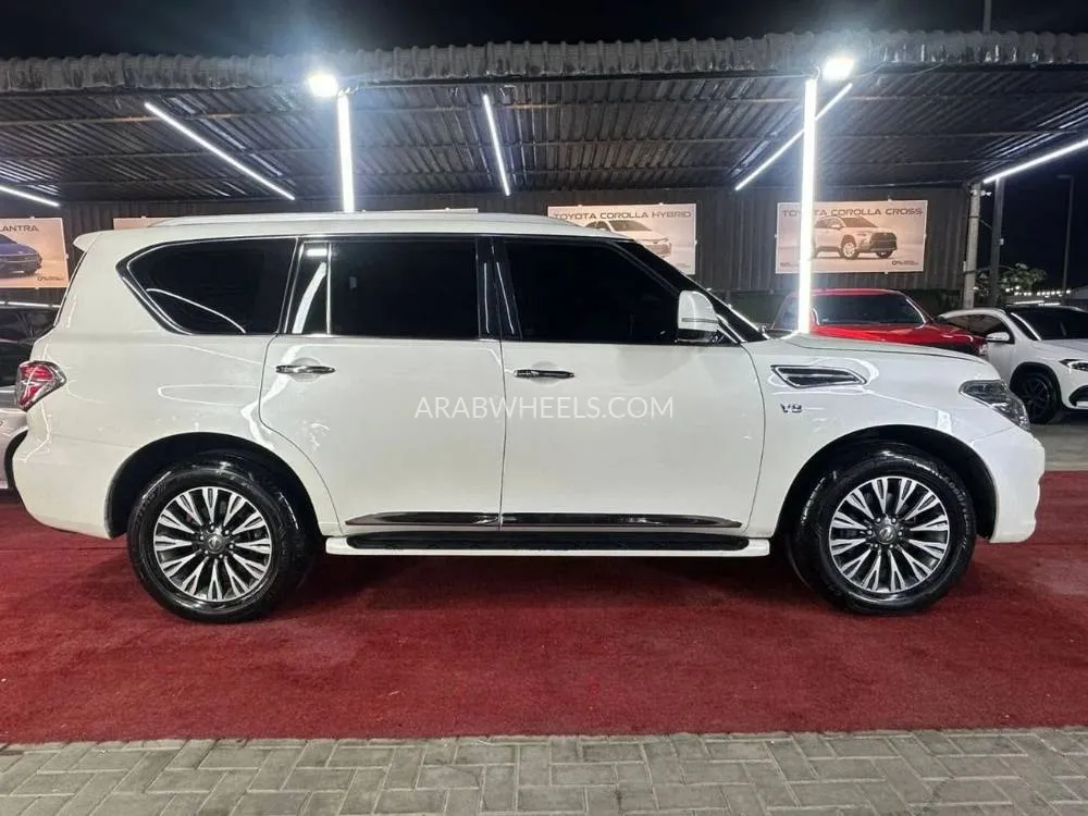Nissan Patrol 2019 for Sale in Ajman Image-25