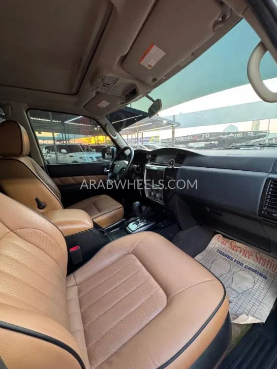 Nissan Patrol 2019 for Sale in Ajman Image-7