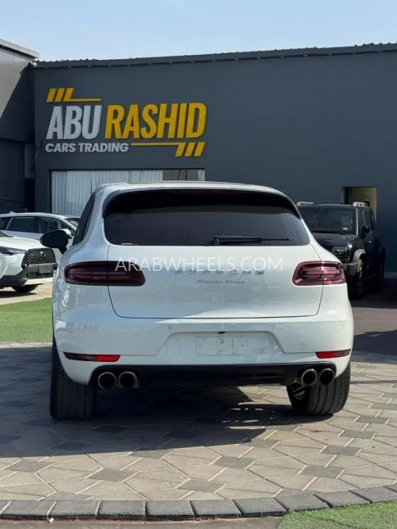 Porsche Macan 2015 for Sale in Ajman Image-7