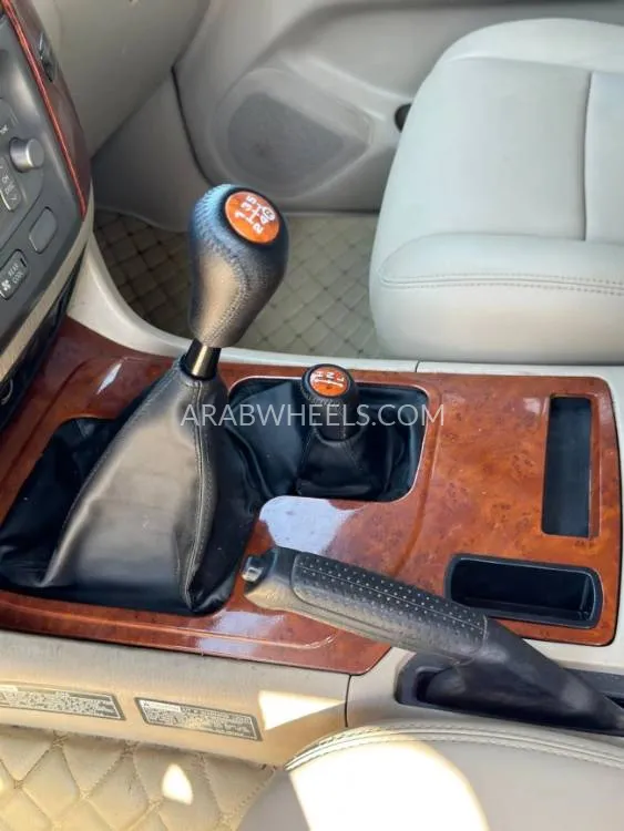 Toyota Land Cruiser 2006 for Sale in Ajman Image-10