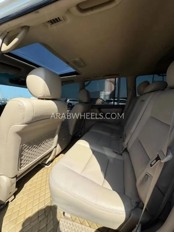 Toyota Land Cruiser 2006 for Sale in Ajman Image-11