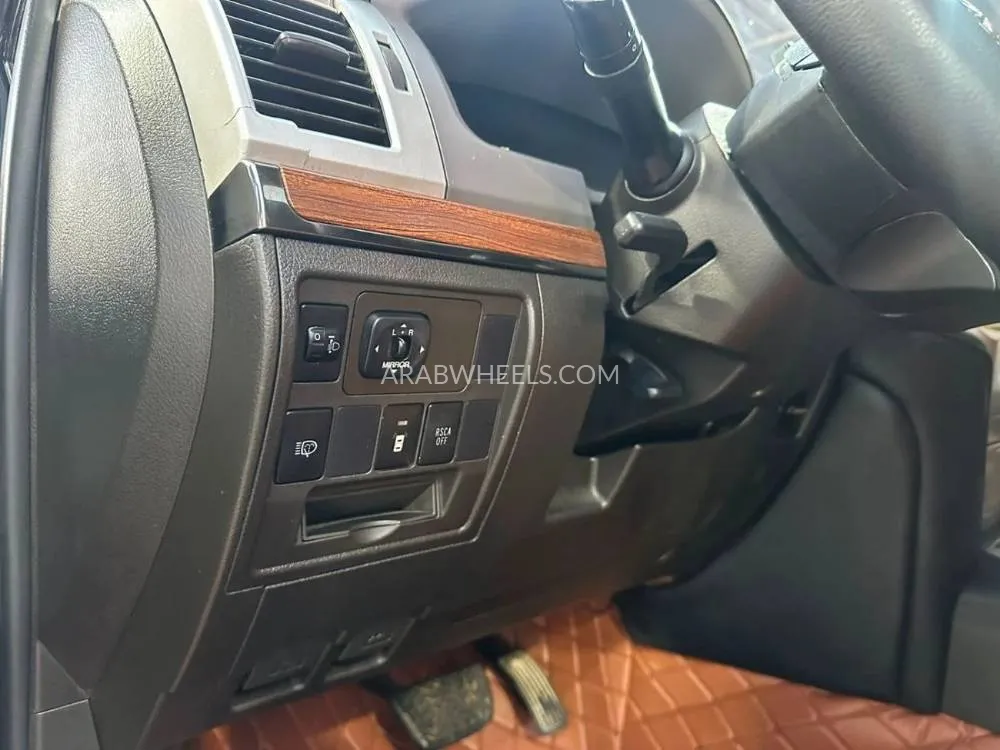 Toyota Land Cruiser 2010 for Sale in Ajman Image-22